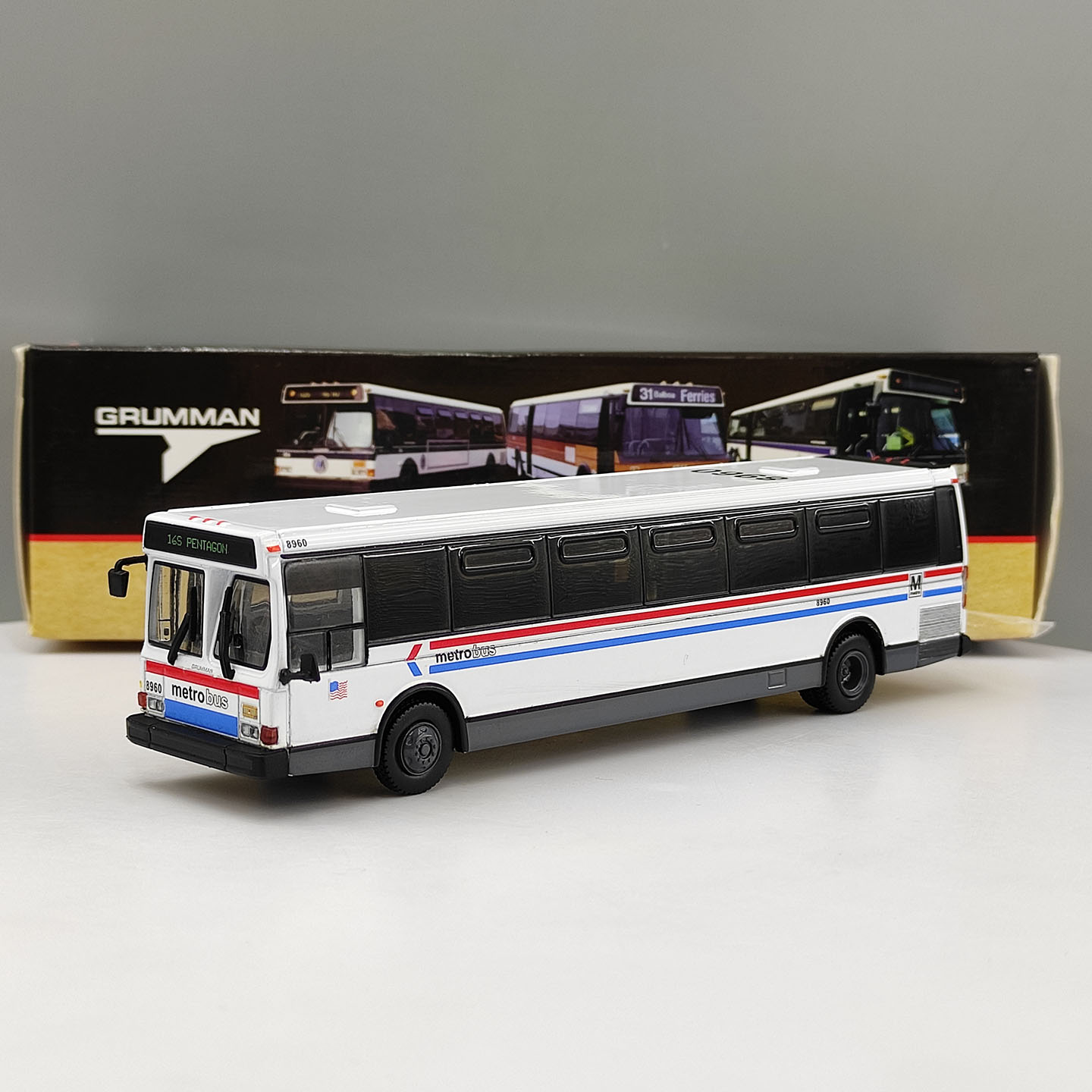 Vintage Collectibles - Modelo de Autobús de Larga Distancia