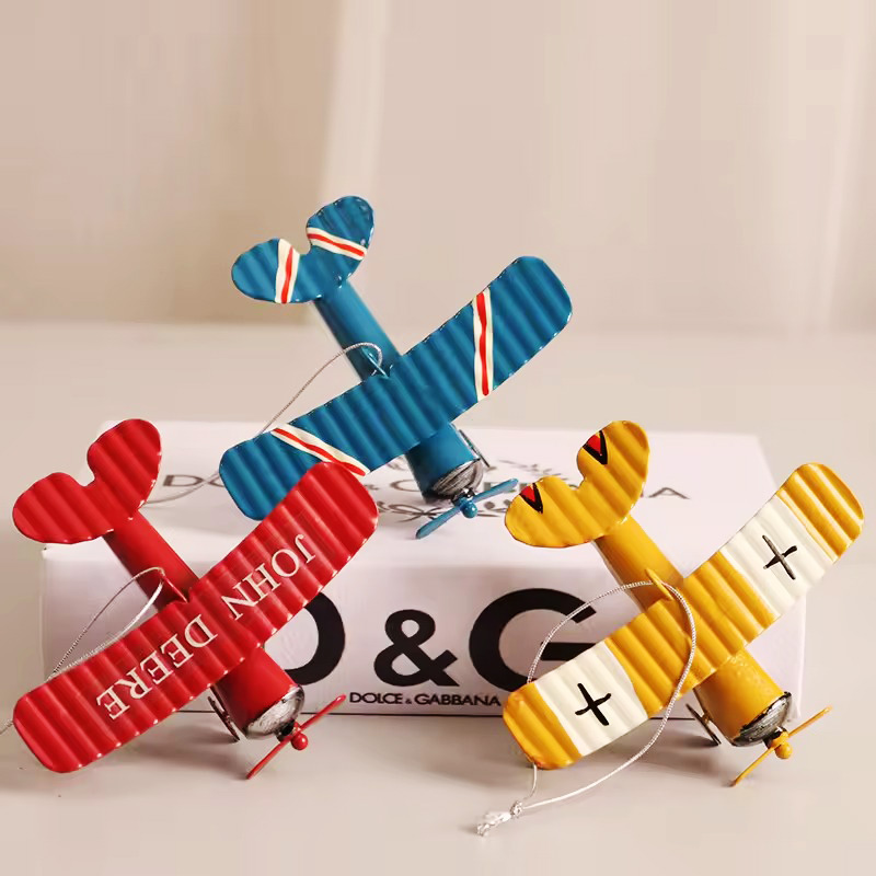 Modelo de Avión Metálico Vinta - Vintage Collectible Furniture reseña y precio