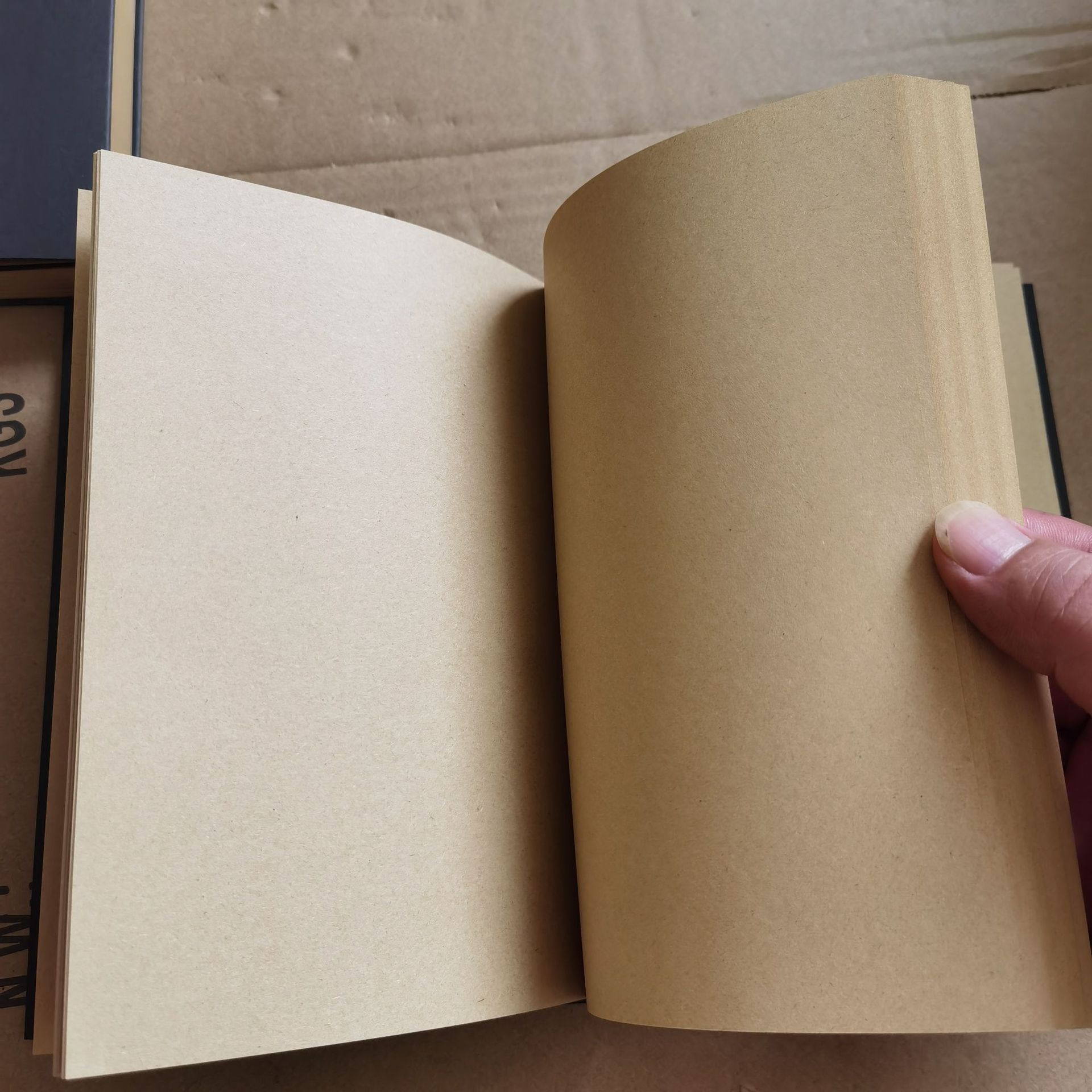 Cuaderno con relieve 3D de Cth - Vintage Collectibles reseña y precio