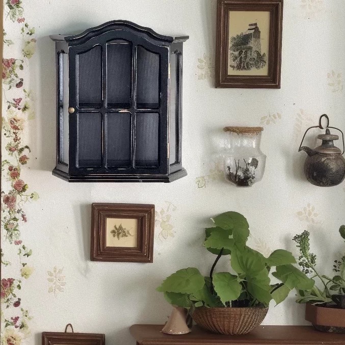 Gabinete de pared de madera en - Vintage Collectible Furniture reseña y precio