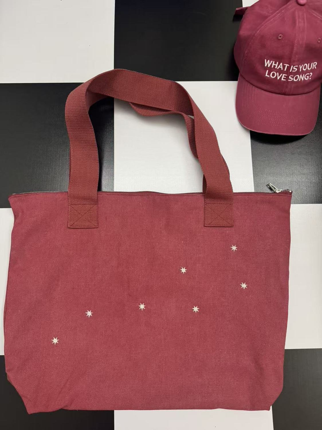 Bolso Tote de Lona Roja con Es - Vintage Collectible Shop reseña y precio