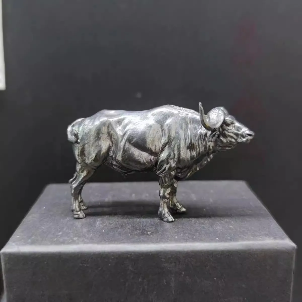 Escultura de búfalo africano d - Vintage Collectible Furniture reseña y precio