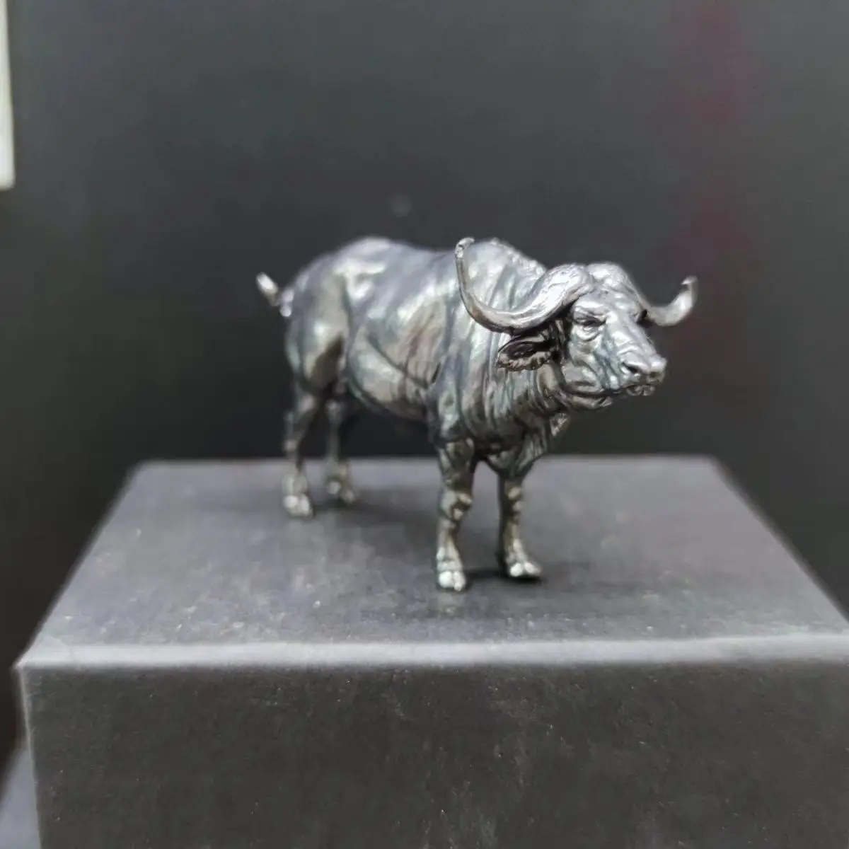 Escultura de búfalo africano d - Vintage Collectible Furniture reseña y precio