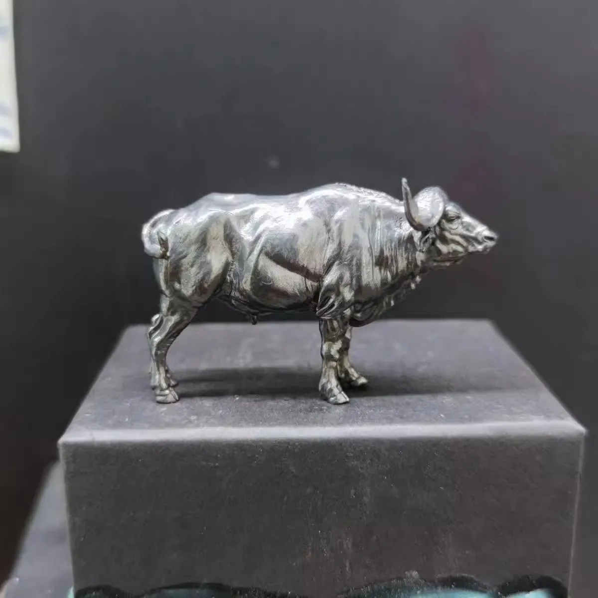Escultura de búfalo africano d - Vintage Collectible Furniture reseña y precio