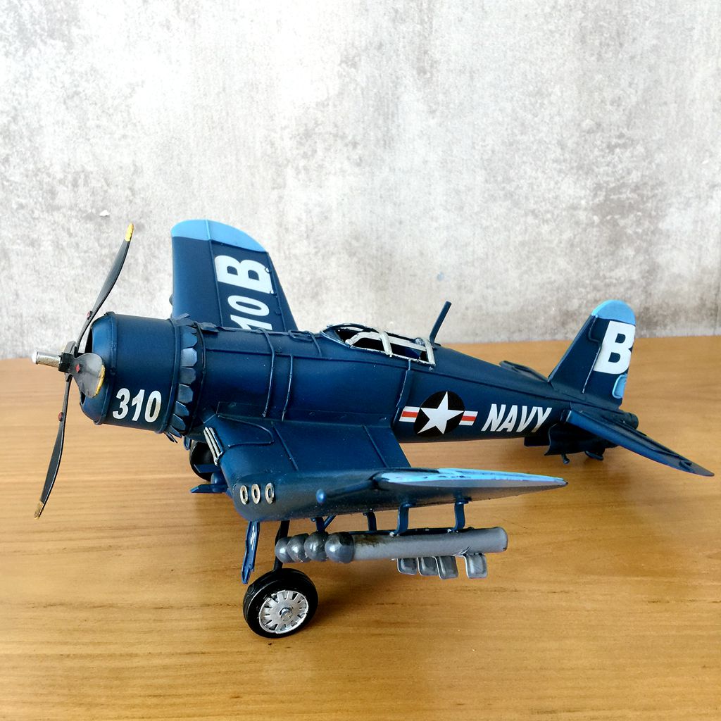 Modelo de avión de estaño de h - Vintage Collectible Furniture reseña y precio